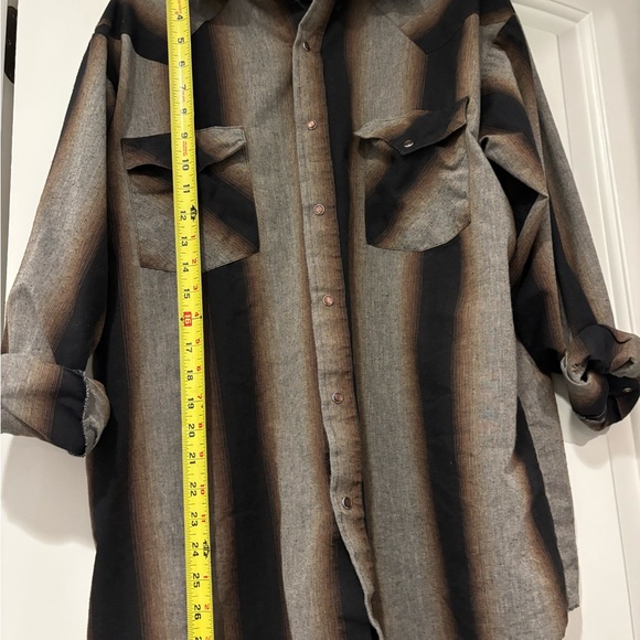 Striped Button-Up Shirt - Picture 2 of 3